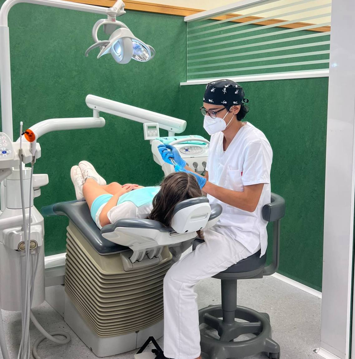 Dr Badri en consultation